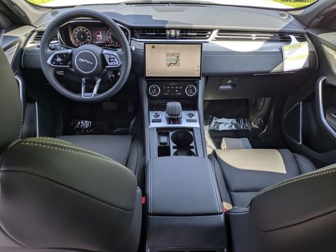 New 2026 Jaguar F-PACE R-Dynamic S image 25