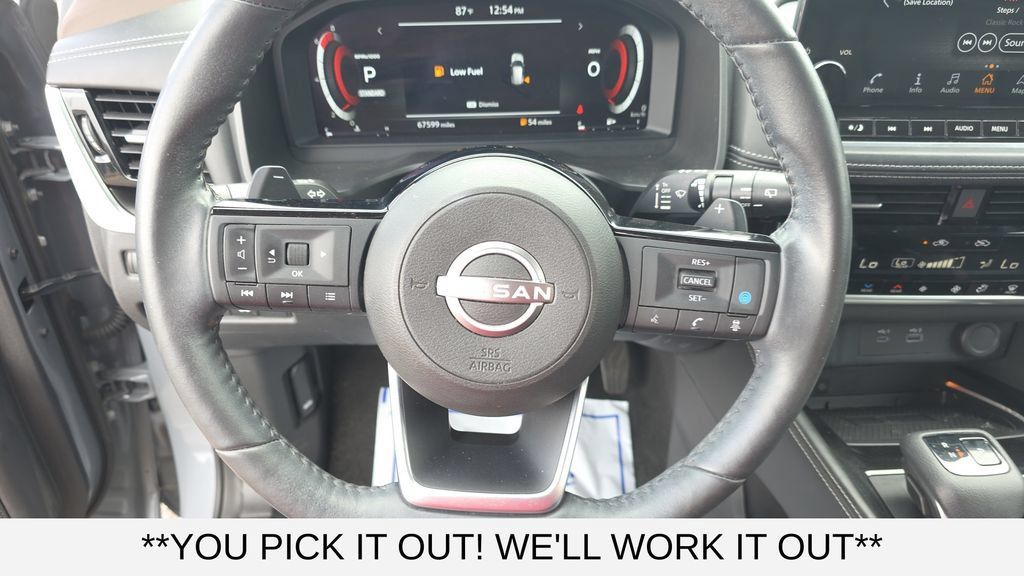 Used 2023 Nissan Rogue Platinum w/ Platinum Premium Package FWD image 14