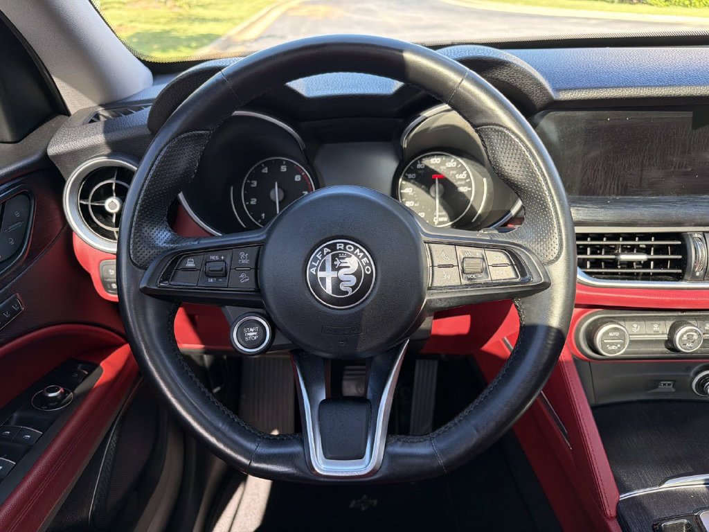 Used 2021 Alfa Romeo Stelvio Sprint w/ Nero Edizione RWD image 15