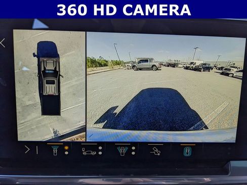 Used 2024 Chevrolet Silverado 2500 High Country w/ Technology Package image 4