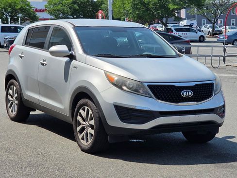 Used 2015 Kia Sportage LX AWD/4WD image 3
