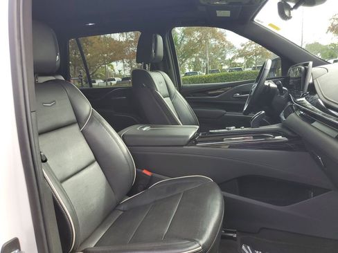 Used 2023 Cadillac Escalade Sport w/ Touring Package image 21