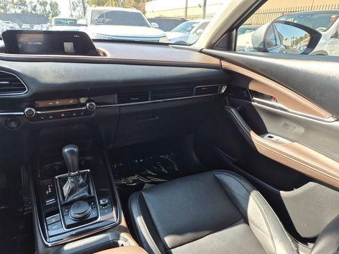 Certified 2021 MAZDA CX-30 FWD 2.5 S w/ Premium Package image 16