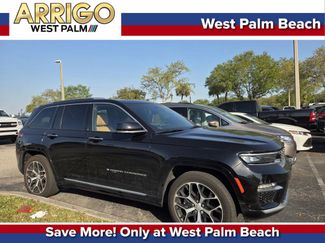 Used 2024 Jeep Grand Cherokee Summit video 1