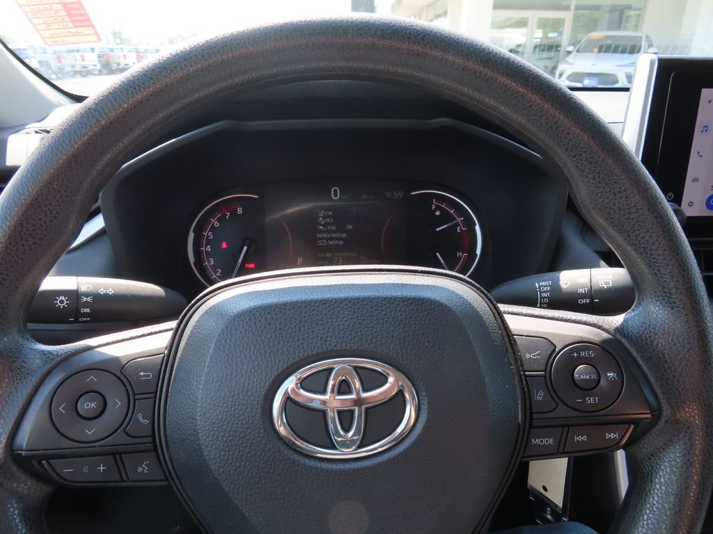 Used 2024 Toyota RAV4 LE AWD/4WD image 13
