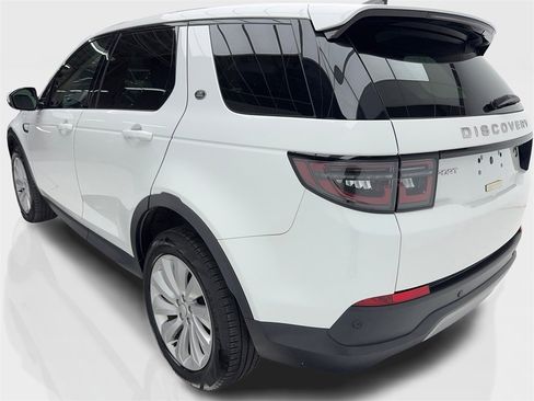Used 2022 Land Rover Discovery Sport S image 10