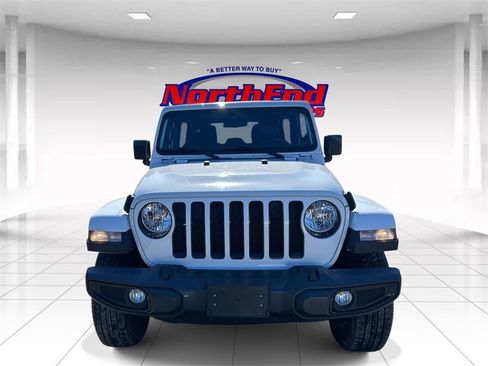 Used 2021 Jeep Wrangler Unlimited Sahara image 8
