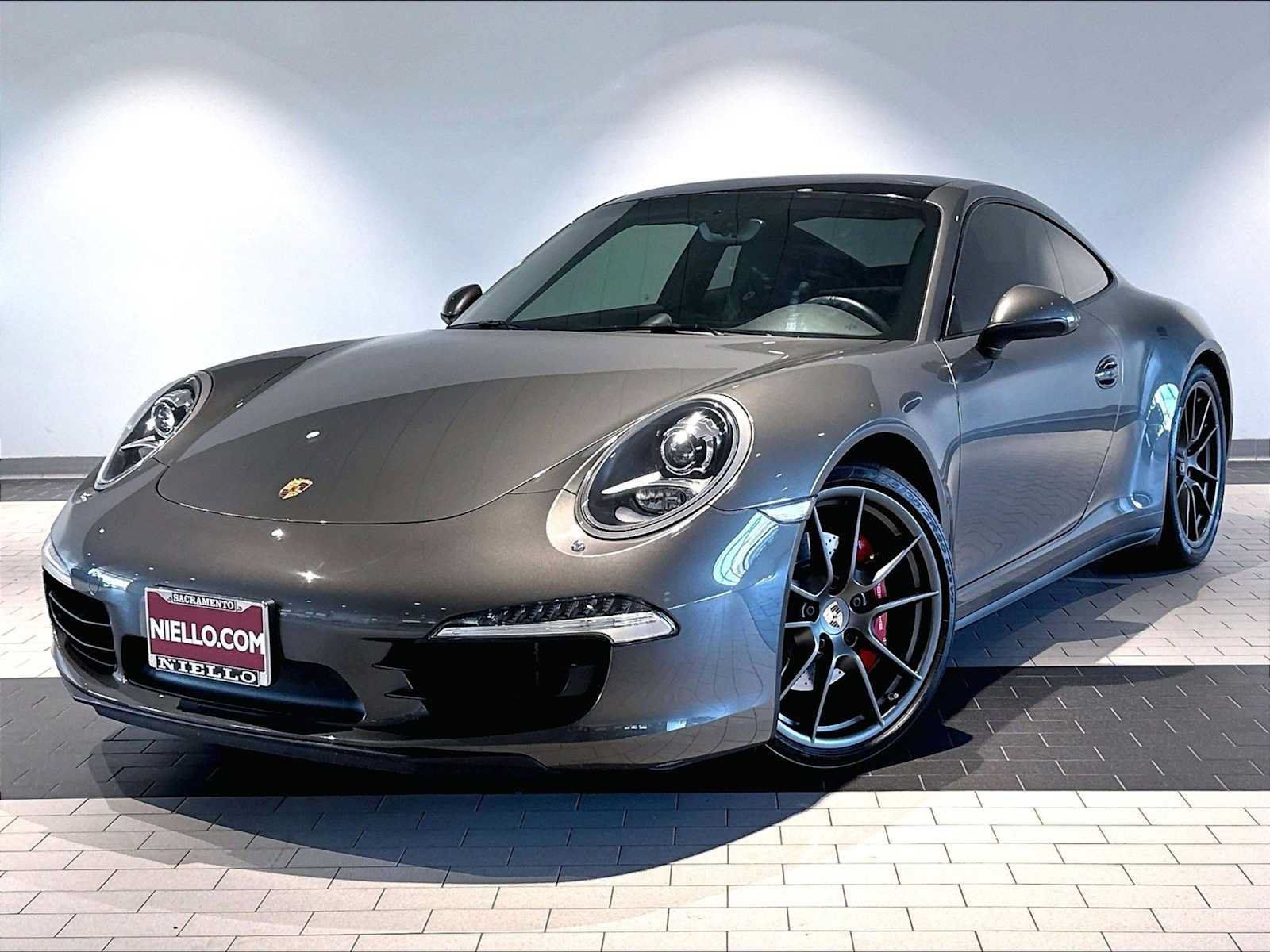 Used 2014 Porsche 911 Carrera 4S AWD/4WD image 1