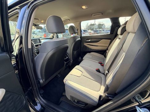 Used 2020 Hyundai Santa Fe SE w/ Cargo Package image 35