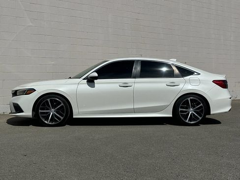 Used 2024 Honda Civic Touring image 6