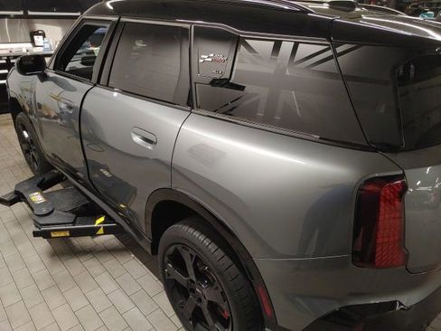 Used 2025 MINI Cooper Countryman John Cooper Works image 9