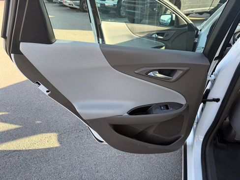 Used 2023 Chevrolet Malibu LT image 8