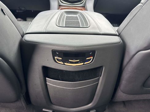 Used 2020 Cadillac Escalade Luxury image 11