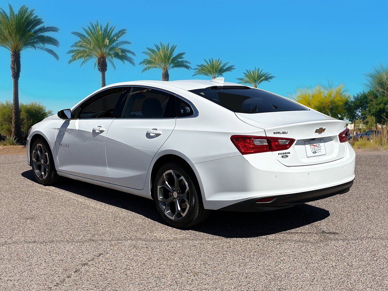Used 2024 Chevrolet Malibu LT FWD image 3