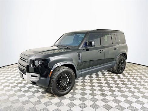 Used 2020 Land Rover Defender 110 SE image 3