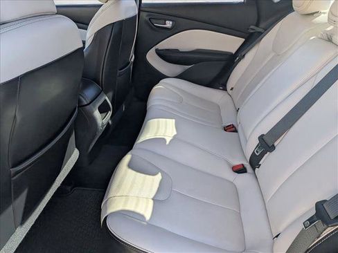 Used 2016 Dodge Dart Limited image 18