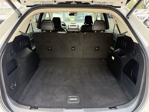 Used 2020 Ford Edge SEL w/ Convenience Package FWD image 31