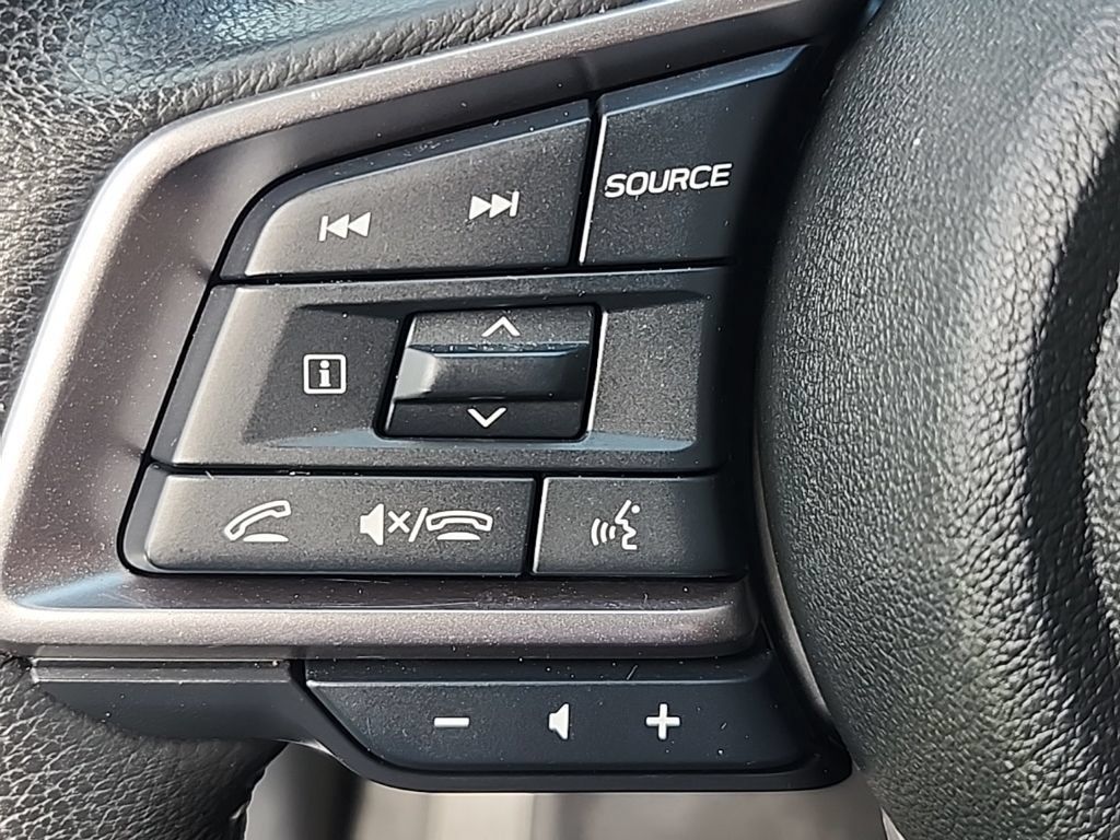 Used 2023 Subaru Ascent Limited AWD/4WD image 9