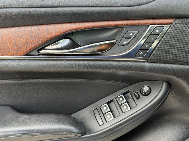 Used 2016 Cadillac CTS Luxury RWD image 24