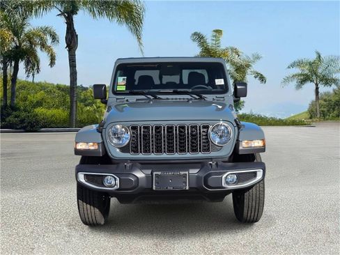 New 2026 Jeep Gladiator Sport image 3