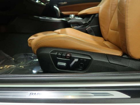 Used 2020 BMW 230i Convertible w/ Premium Package RWD image 24