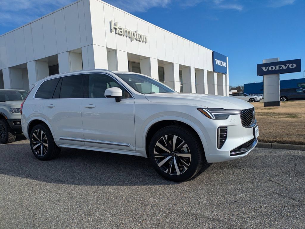 New 2025 Volvo XC90 T8 Core w/ Climate Package AWD/4WD image 2