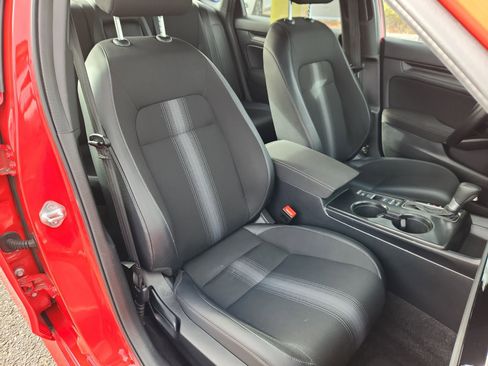 Certified 2025 Honda Civic Sport image 12