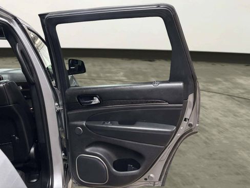 Used 2019 Jeep Grand Cherokee High Altitude AWD/4WD image 20