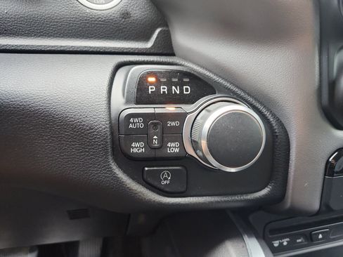 Used 2019 RAM 1500 Big Horn AWD/4WD image 19