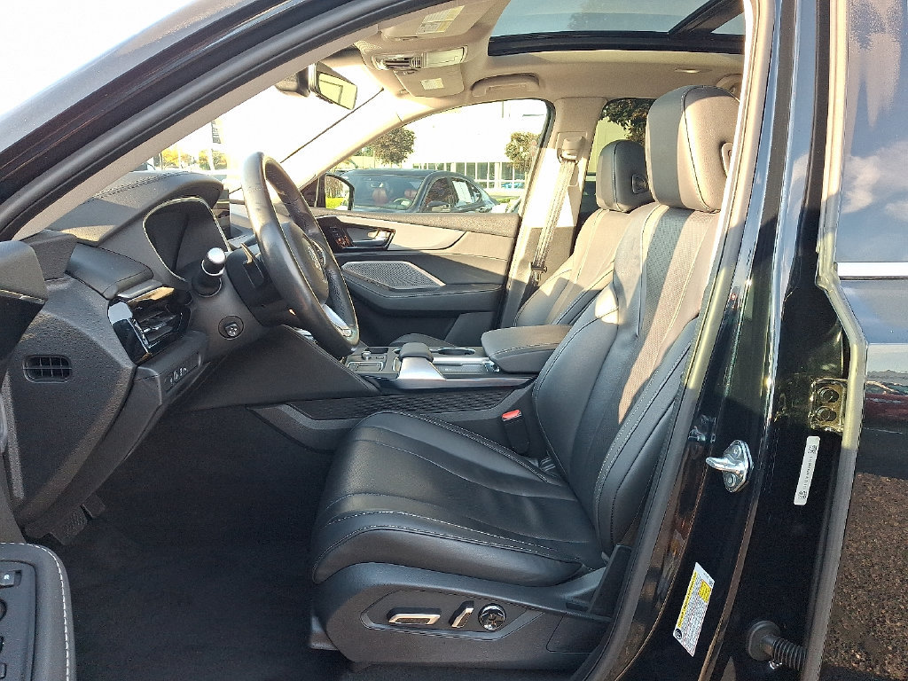 Used 2024 Acura MDX w/ Technology Package AWD/4WD image 14