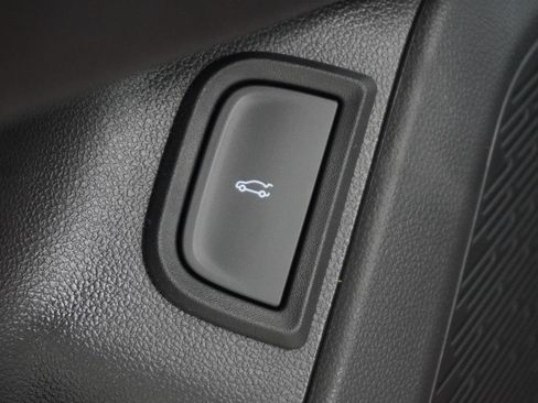 New 2026 Chevrolet Equinox RS w/ Convenience Package III image 14