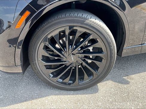 Used 2021 Lincoln Aviator Reserve w/ Equipment Group 208A AWD/4WD image 11