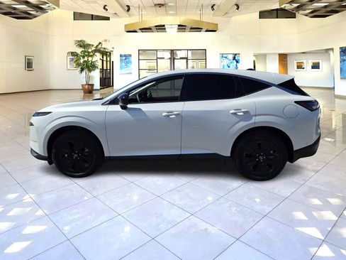 Used 2025 Nissan Murano SV image 4