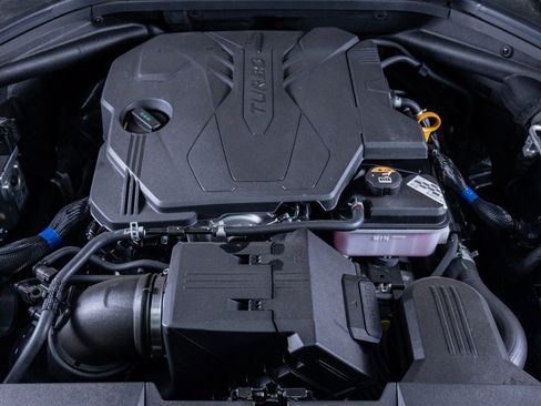 New 2026 Genesis GV70 2.5T Advanced image 7