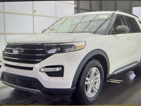 Certified 2023 Ford Explorer XLT w/ Equipment Group 202A image 2