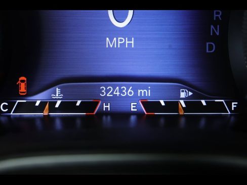 Used 2022 Jeep Cherokee Trailhawk w/ Sun, Sound & Nav Group image 25