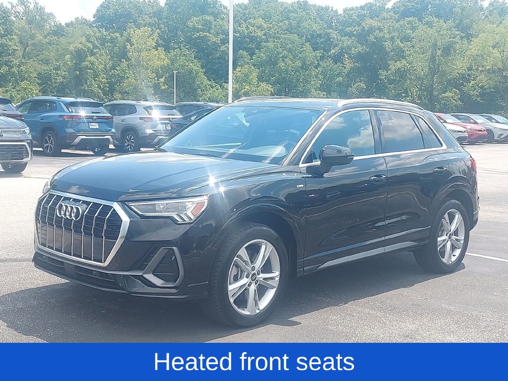 Used 2023 Audi Q3 2.0T Premium w/ Convenience Package AWD/4WD image 3