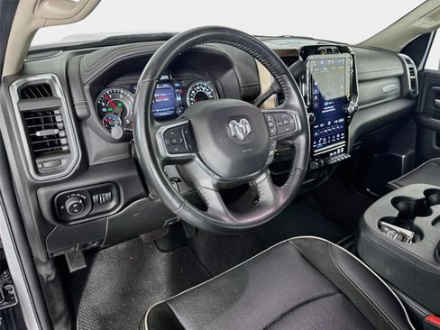 Used 2024 RAM 2500 Laramie w/ Safety Group AWD/4WD image 9
