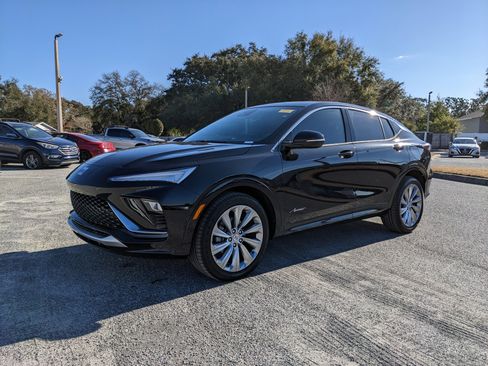 Used 2024 Buick Envista Avenir image 1