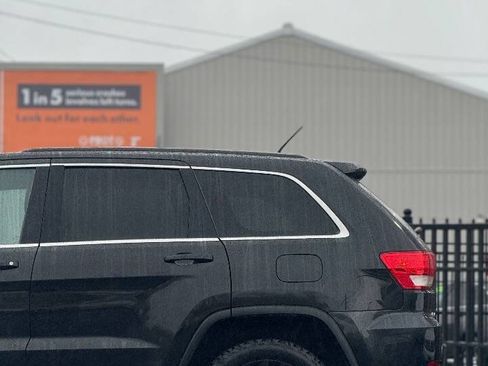 Used 2012 Jeep Grand Cherokee Altitude image 16