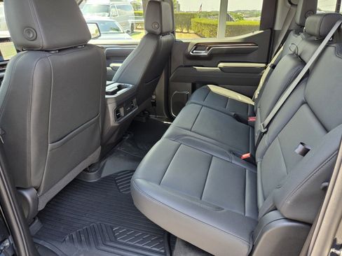 New 2026 Chevrolet Silverado 1500 LT w/ Z71 Off-Road Package image 6