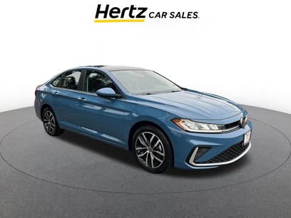 Used 2025 Volkswagen Jetta SE