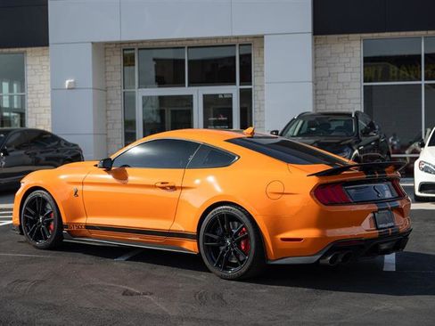 Used 2020 Ford Mustang Shelby GT500 w/ Technology Package image 13