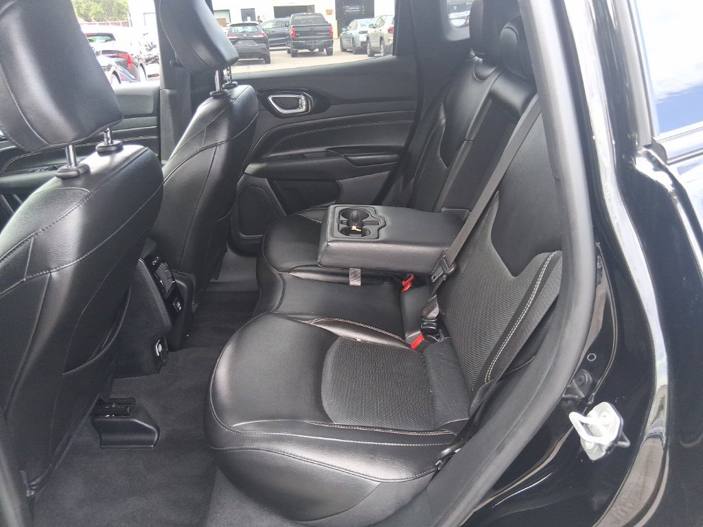 Used 2022 Jeep Compass High Altitude AWD/4WD image 19