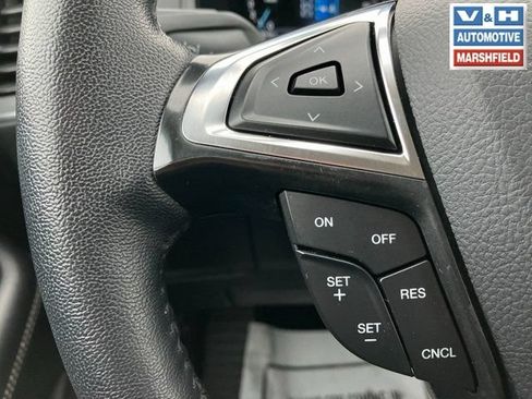 Used 2024 Ford Edge Titanium AWD/4WD image 4