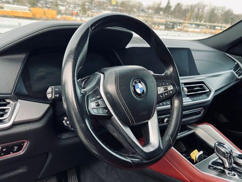 Used 2022 BMW X6 xDrive40i w/ Executive Package image 8