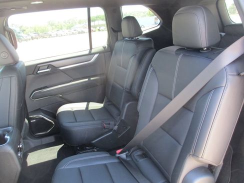 New 2026 GMC Acadia Elevation w/ Super Cruise Package AWD/4WD image 13