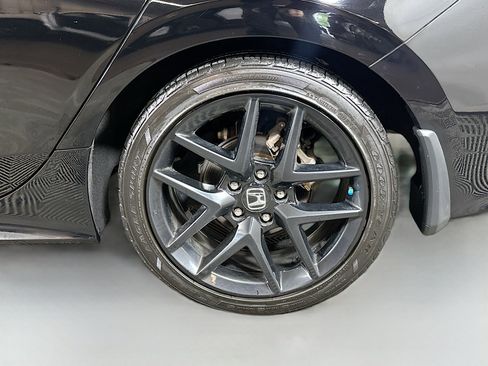 Used 2023 Honda Civic Sport image 29