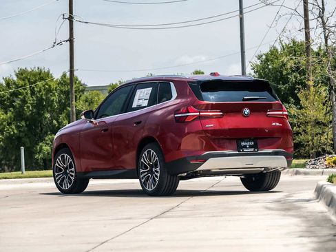 Used 2026 BMW X3 xDrive30 w/ Convenience Package image 2