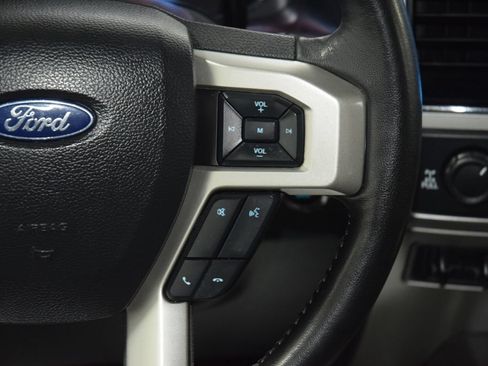 Used 2022 Ford F250 Lariat w/ Black Appearance Package AWD/4WD image 45